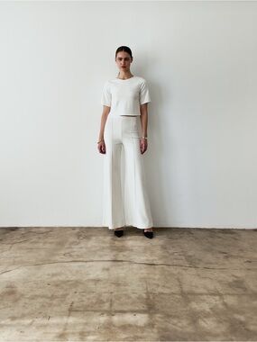 Ripley Rader Los Angeles Pointe Knit wide leg Pants and tee shirt